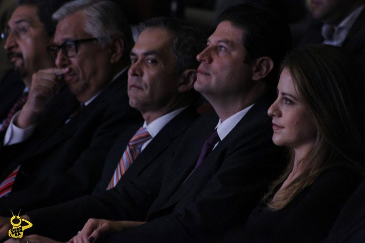 Miguel-Angel-Mancera,-Alfonso-Martinez-y-Paola-Delgadillo