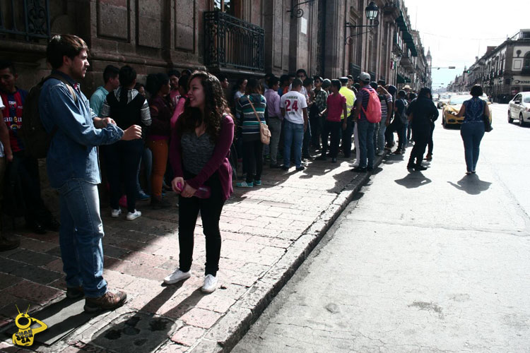 manifestacion-CUL-rechazados-Palacio-de-Gobierno-Morelia-2