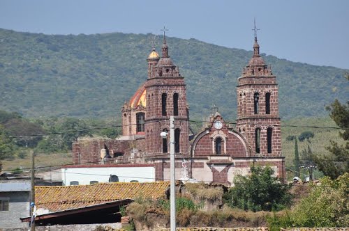 Parroquia de la Santísima Trinidad en Janamuato