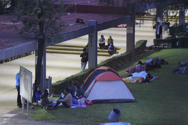 rechazados-toma-Ciudad-Universitaria-UMSNH