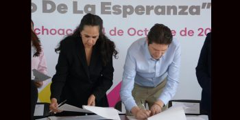 alfonso-refrenda-compromiso-a-favor-de-la-educacion-en-morelia-1