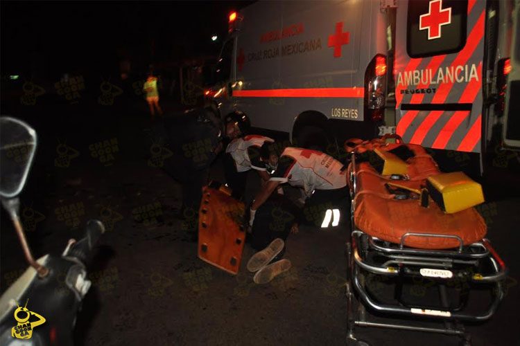 grave-motociclista-que-cayo-en-un-bache-de-los-reyes-2