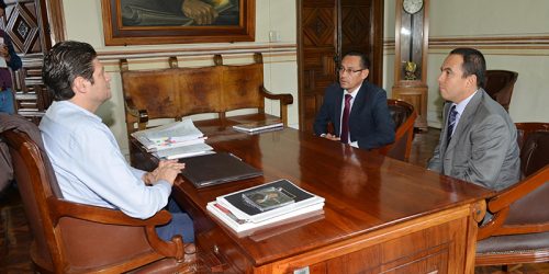 alcalde-de-morelia-le-da-la-bienvenida-al-nuevo-director-de-gobierno