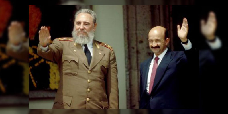 fidel-catro-y-carlos-salinas-de-gortari