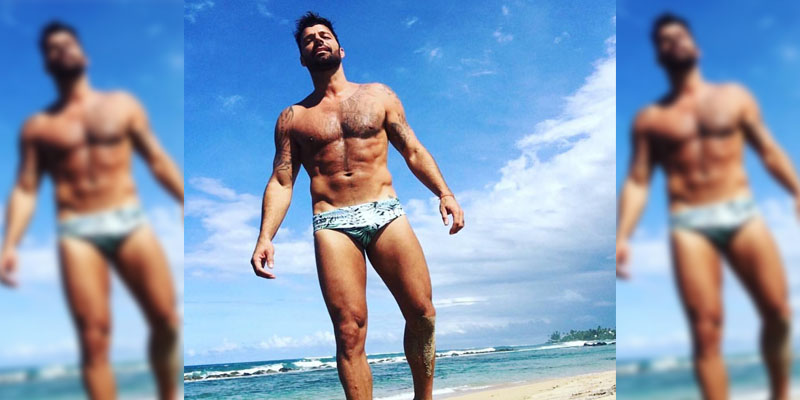 ricky-martin-bikini