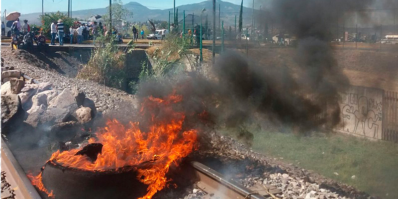 cnte-bloqueo-tren-e1481147202602