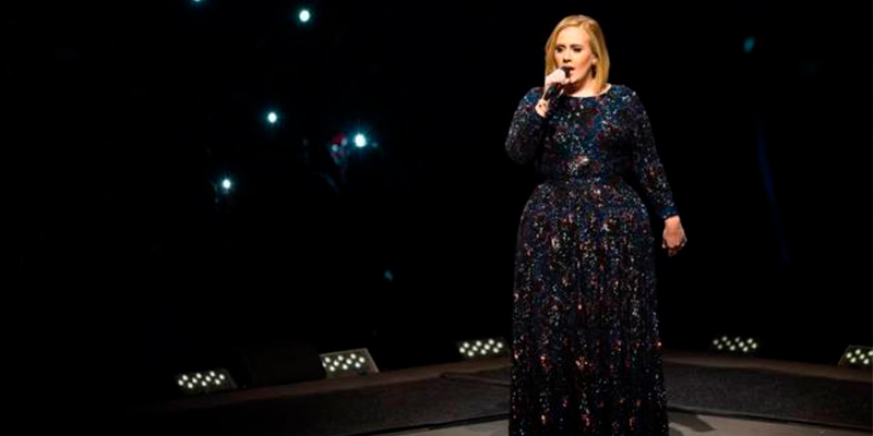 #OMG!-Adele-Se-Casa-En-Secreto