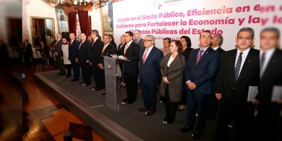 Silvano-Aureoles-gabinete