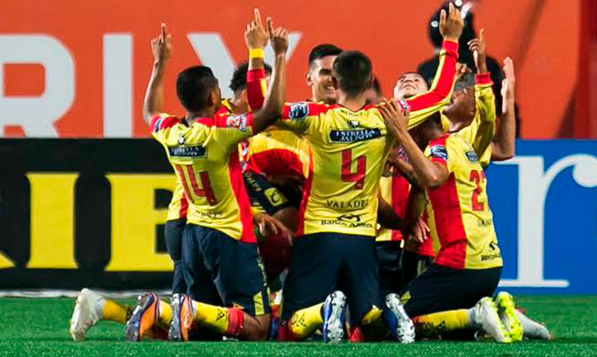 Monarcas-afición-enojada-2019-a