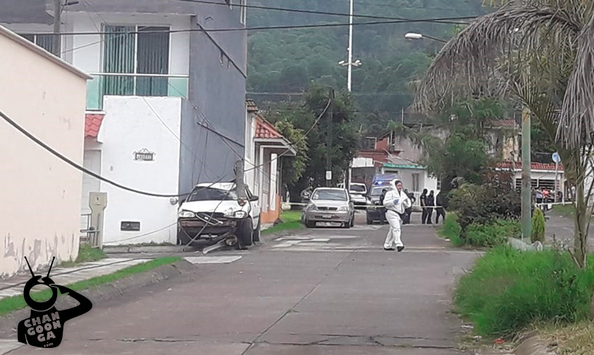 conductor-sentra-blanco-muerto-Uruapan