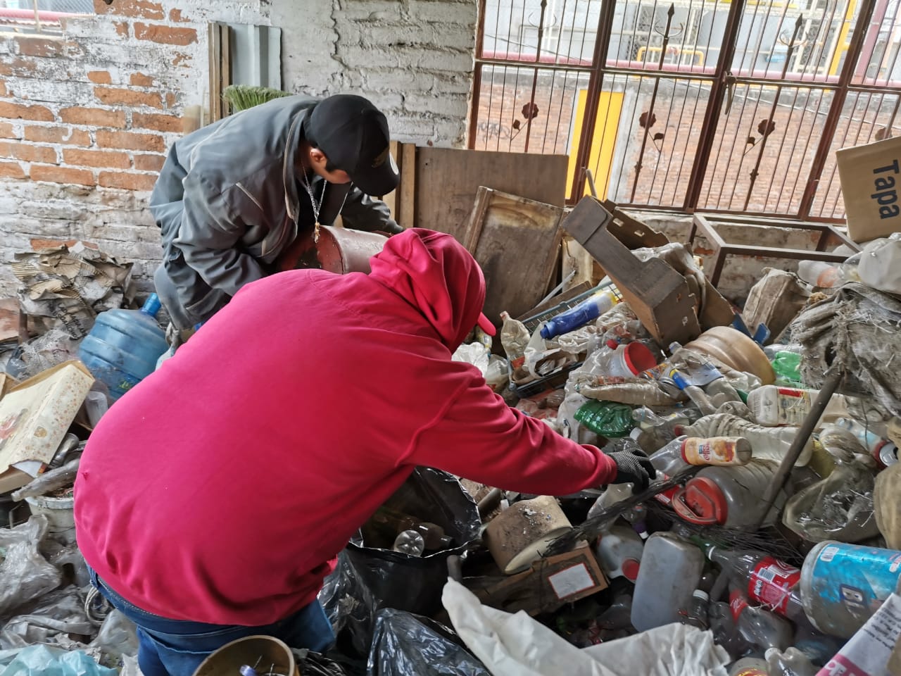 Morelia Sacan 15 Toneladas De Basura Acumuladas En Una Casa