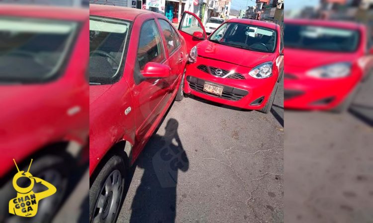 Joven Moreliano Convulsiona Mientras Manejaba, Choca Con Otro Carro