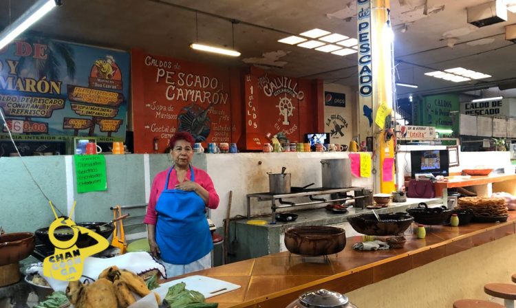 Locatorios continúan laborando en el Independencia. Foto vía:@MLAvalos23