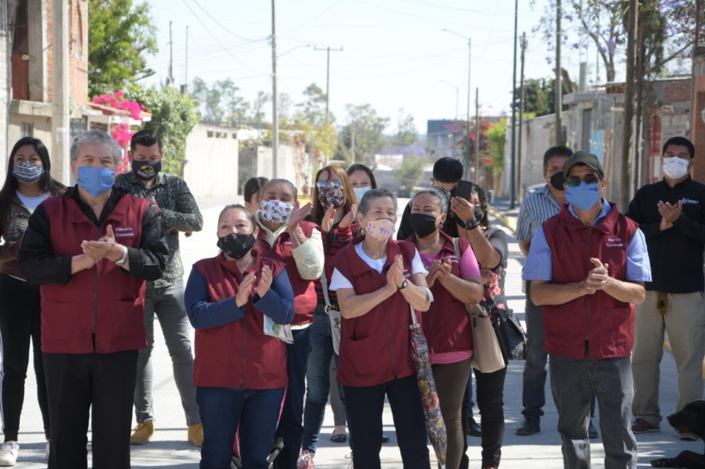 Morelia Humberto Arr Niz Entrega Calle Completa Gaviota En Tenencia