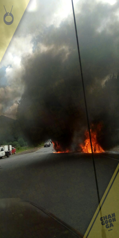 normalistas-incendian-vehiculo-2