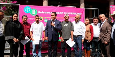 Entrega-Silvano-Apoyos-A-Migrantes-Por-Casi-5-MDP-2