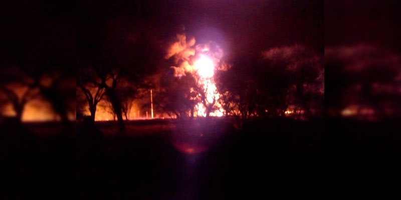 incendio-toma-clandestina-Pemex-2