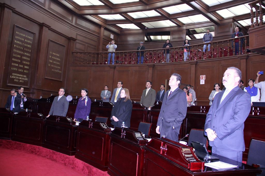 Clausuran diputados Segundo Año Legislativo de la LXXII Legislatura en Michoacán