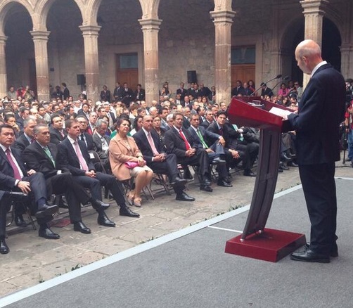 Fausto Vallejo informe Palacio de Gobierno