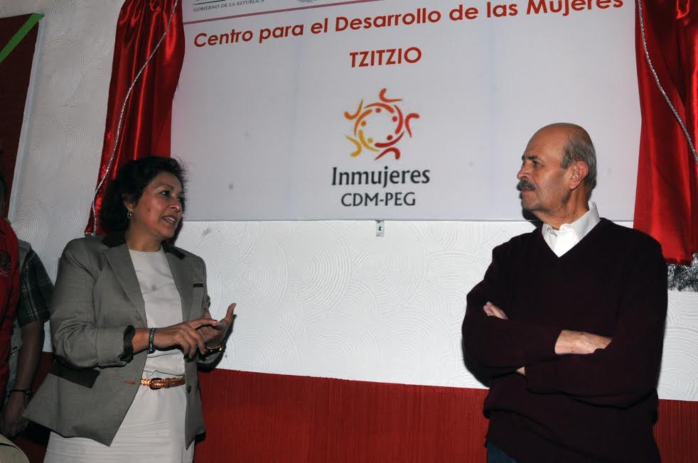 Inaugura primer centro de atención para la mujer en Tzitzio: Fausto Vallejo