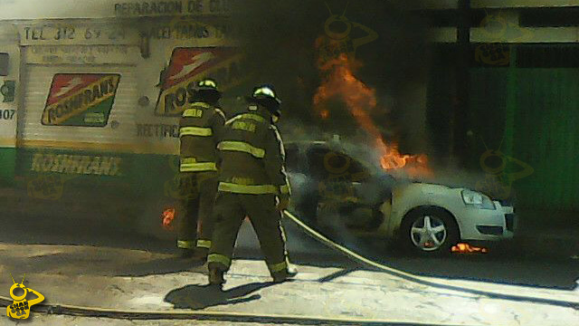 auto-incendiado-Morelia-5