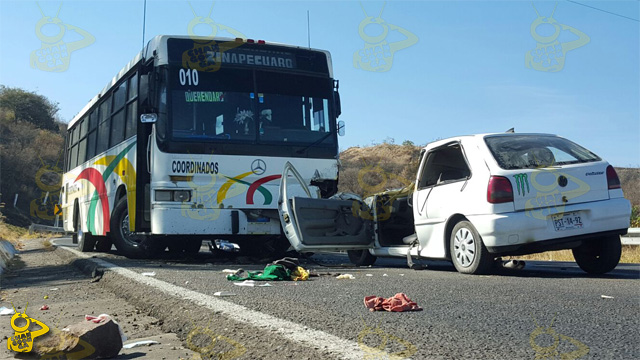 choque-camion-auto-Morelia