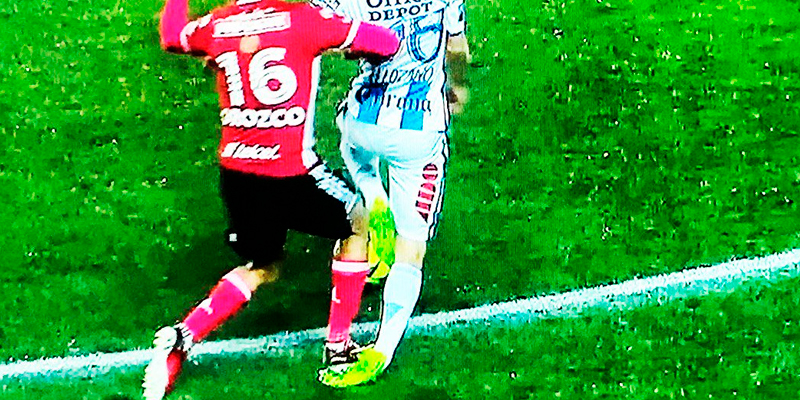 lesion-irving-lozano-pachuca-