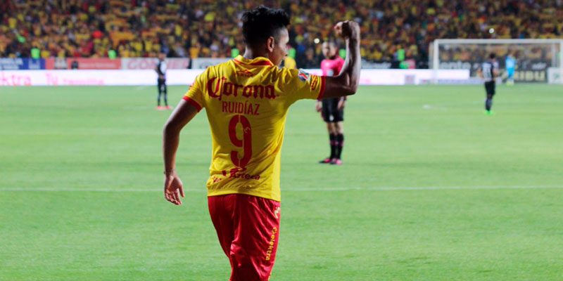 Raul-Ruidiaz-Monarcas-Morelia