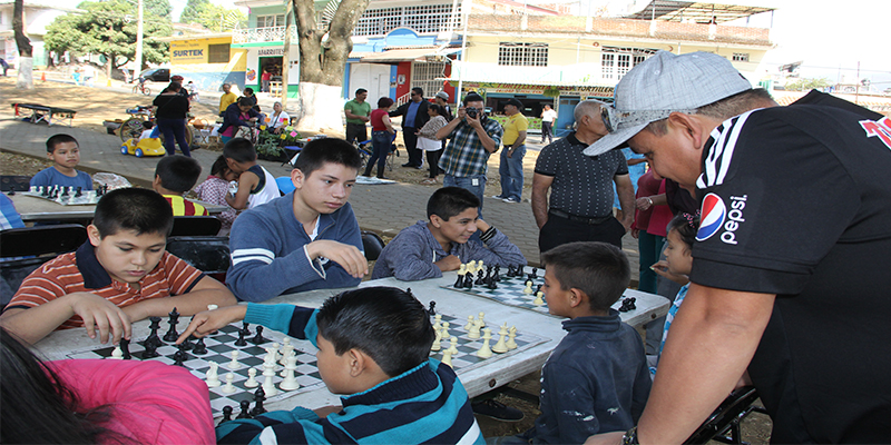 día-del-niño-DIF-Uruapan-festejo-Michoacán