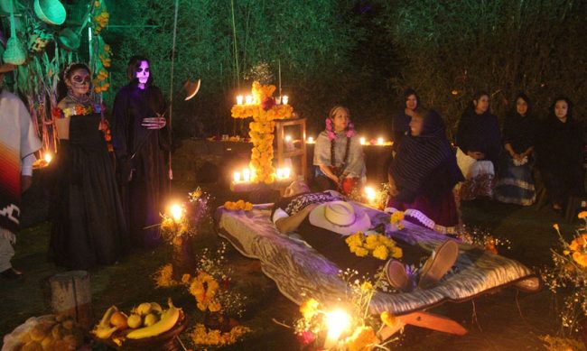 altar-Noche-de-Muertos-3