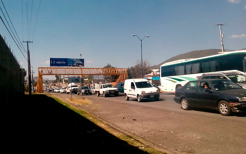 caravana-motorizada-CNTE-Pátzcuaro