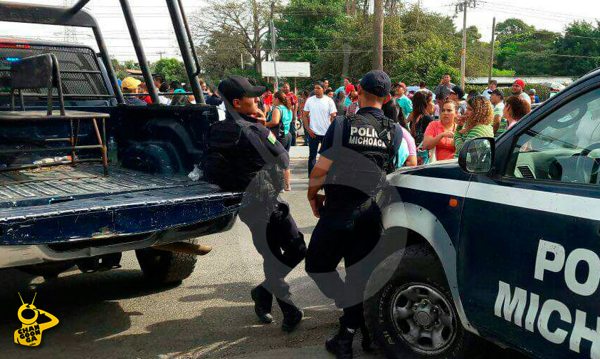 policias-CNTE-enfrentamiento-4