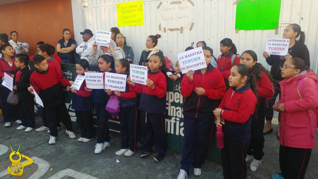 Morelia Manifestacion Escuela