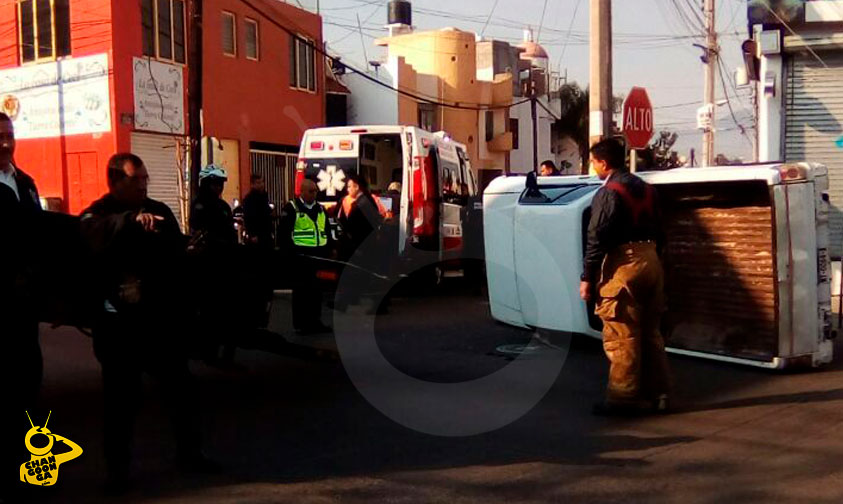 camioneta-volteada-1