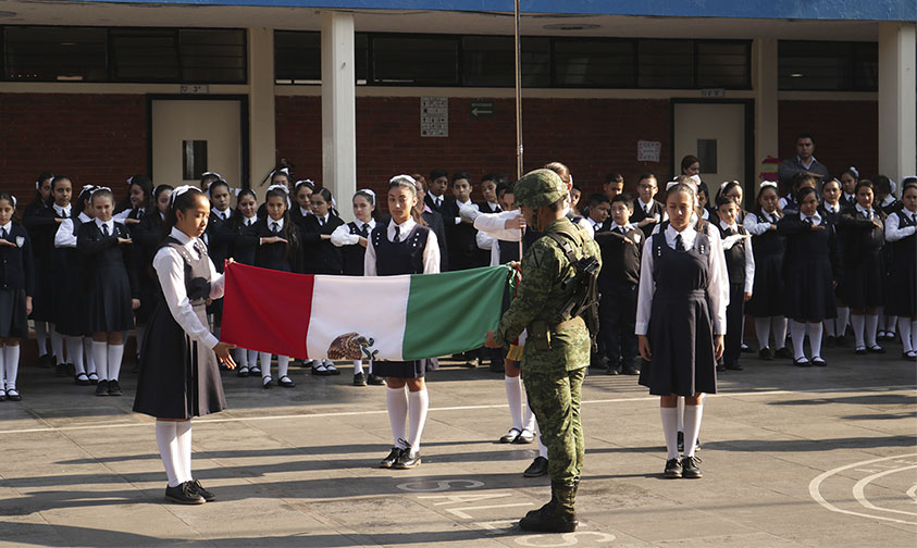 incineración bandera Uruapan