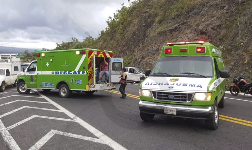 accidente Uruapan auto