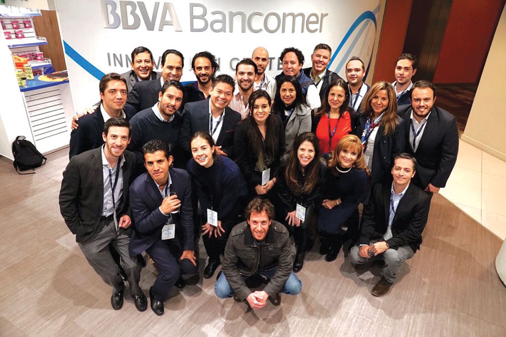 BBVA quiere convertir a sus empleados en 'ninjas digitales