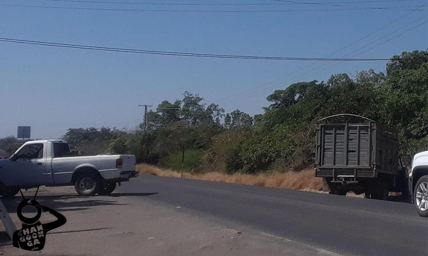 narcobloqueos Tierra Caliente Michoacán a