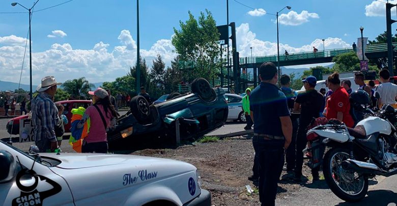 accidente-taxi-camioneta-Morelia