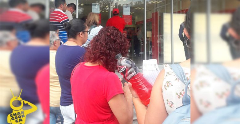 #Morelia Bancos Arman ‘Equipos’ De Clientes Pa’ Ingresar De A Poquitos, Por COVID-19