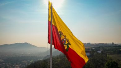 Encabeza Raúl Morón Izamiento De Bandera Monumental Del Escudo De La Ciudad