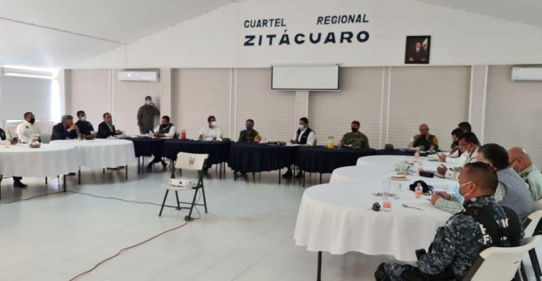 #Michoacán Silvano Y Su Equipo Viajan A Zitácuaro A Atender Conflicto Por Fake News