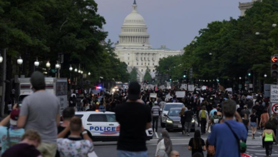 Trump Felicita A Servicio Secreto Por Golpear Manifestantes Por Asesinato De George Floyd