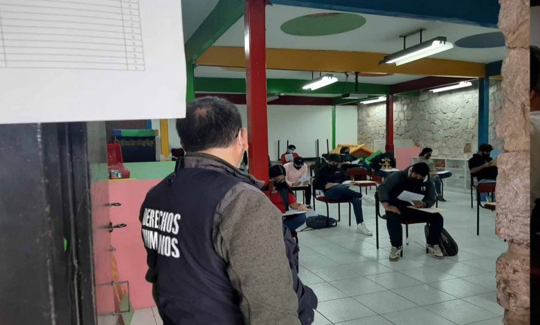 #Michoacán Sorprenden A 38 Haciendo Trampa En Examen De Admisión A Normales