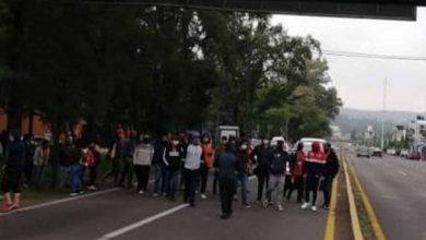 Normalistas Se Manifiestan En La Huerta, Se Dirigen Al Centro