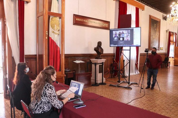 estacó la importancia de los archivos históricos como reconocimiento fundamental de nuestra historia como sociedad