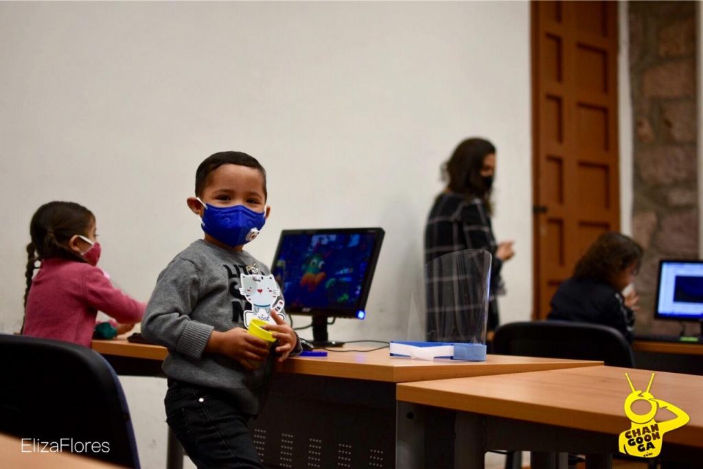 #Morelia Hoy Es El primer Día de clases Para 9 Niños En Un Aula Temporal