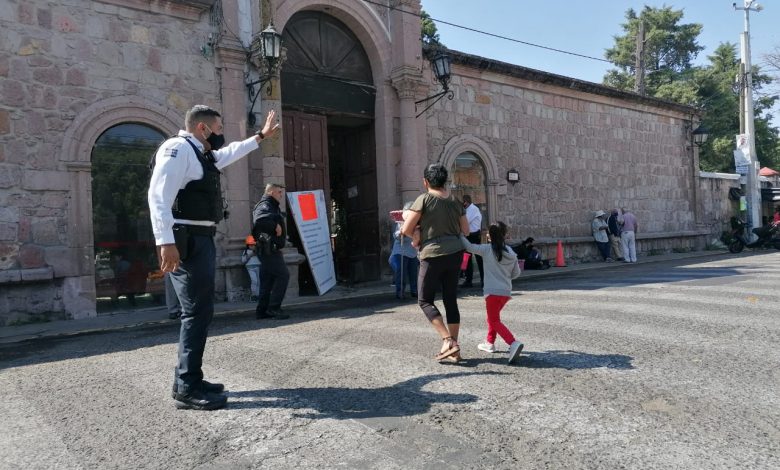 Morelianos Adelantan Visita A Panteones, Polis Hacen Operativos Pa´Evitar Aglomeraciones