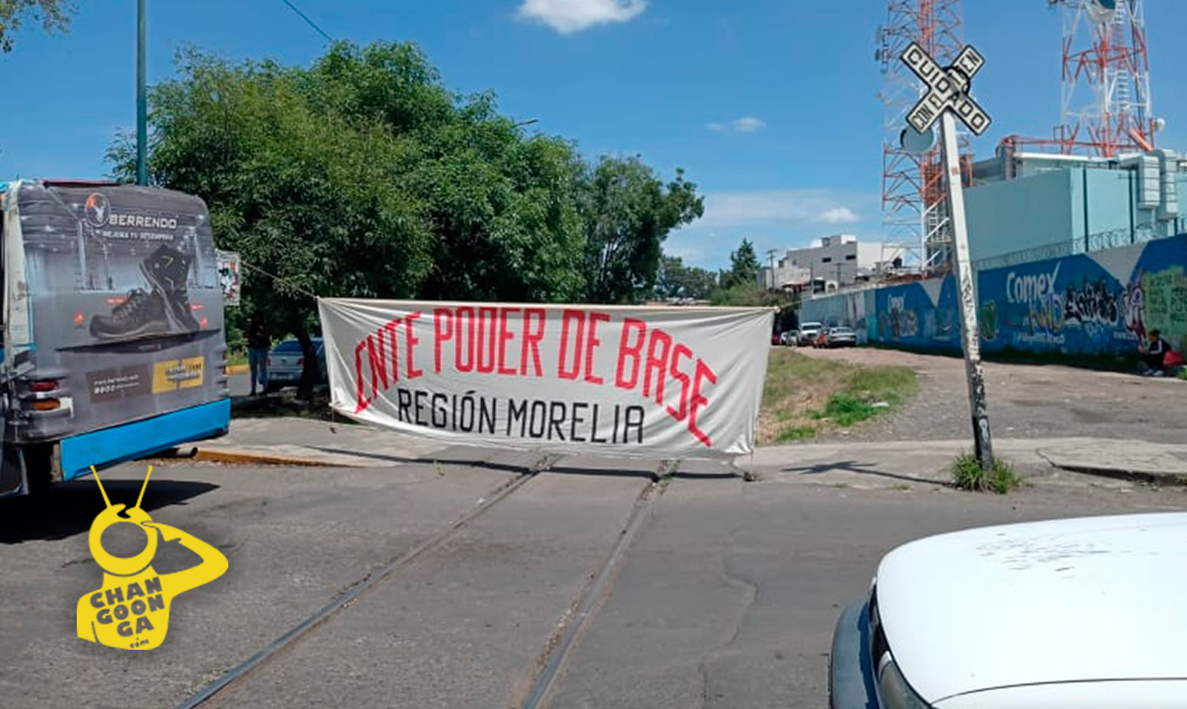 Al Momento! CNTE Poder De Base Libera Vías Del Tren En Morelia –   – Noticias de última hora, con un toque acidito