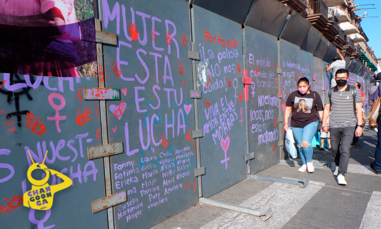 Morelianas Es Una Burla La Decoraci N De Las Vallas En Palacio De Gobierno Changoonga Com